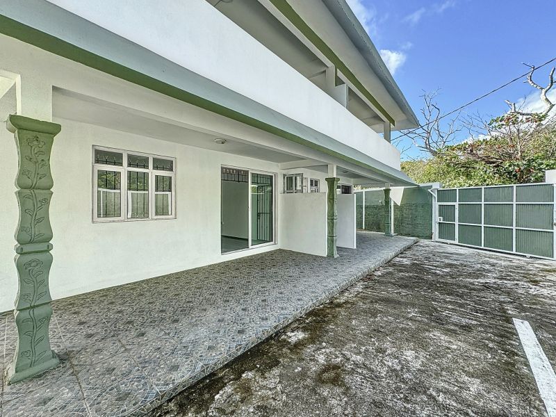 Grand Baie Local d'activité 250 m² Location