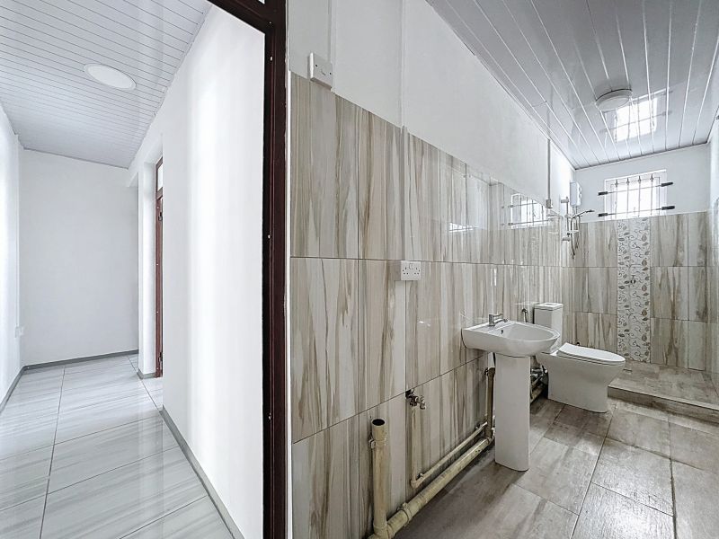 Grand Baie Local d'activité 250 m² Location