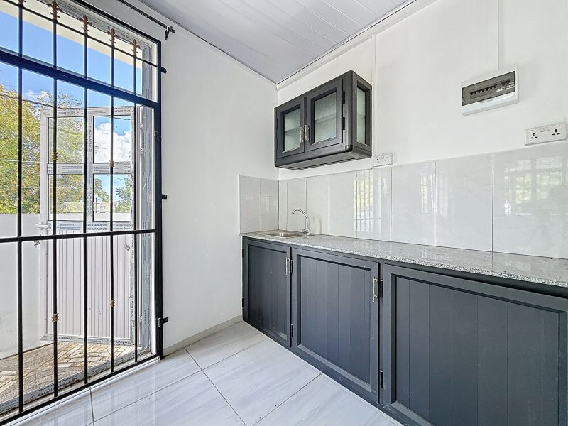 Grand Baie Local d'activité 250 m² Location