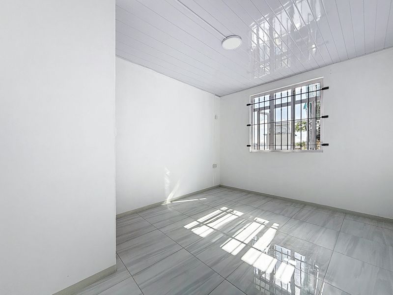 Grand Baie Activity premises 250&nbsp;m² Rental