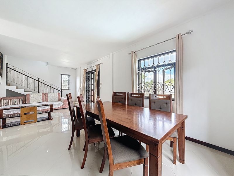 Goodlands Maison 5 pièces 110 m² Location