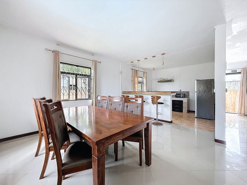 Goodlands Maison 5 pièces 110 m² Location