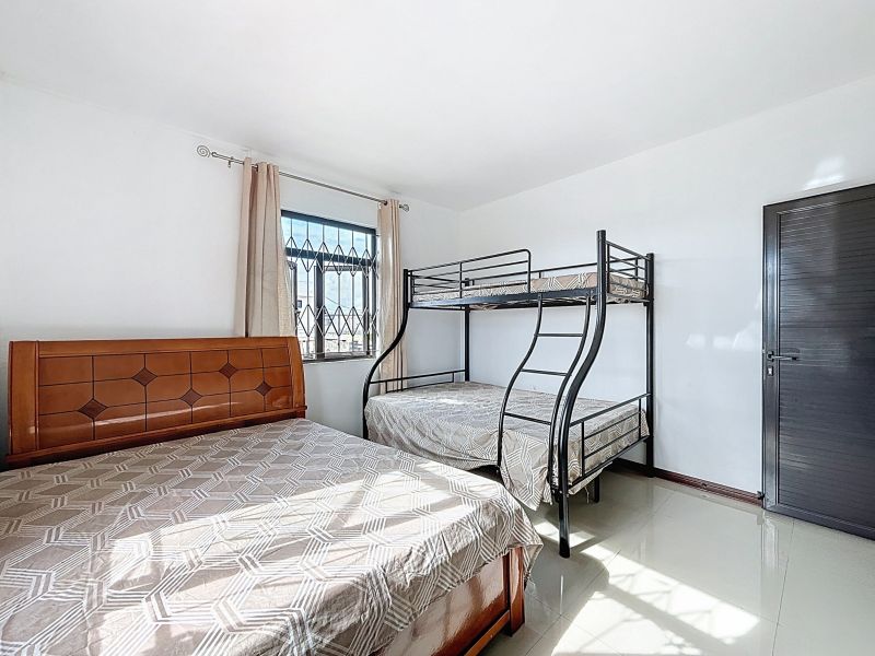 Goodlands Maison 5 pièces 110 m² Location