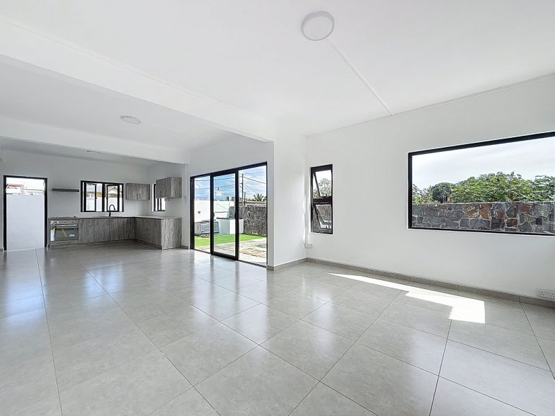 Petit Raffray Maison 4&nbsp;pièces 156.56&nbsp;m² Vente