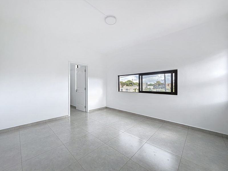 Petit Raffray Maison 4&nbsp;pièces 156.56&nbsp;m² Vente