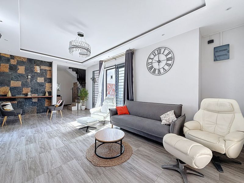 Pereybere House 6 rooms 210 m² Rental