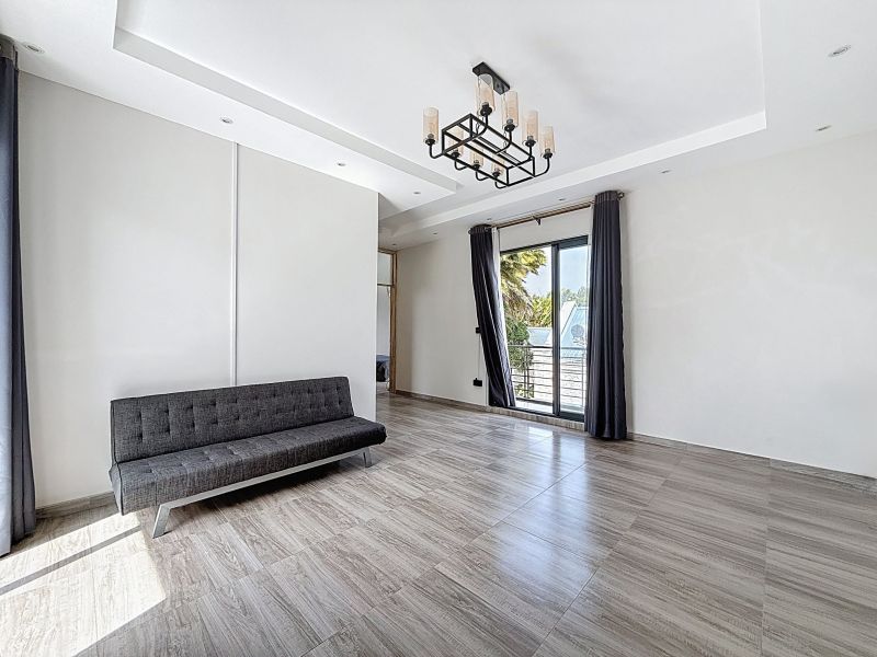 Pereybere House 6 rooms 210 m² Rental