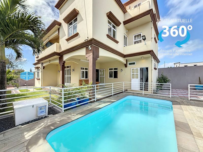 Pereybere Maison 6 pièces 215 m² Vente