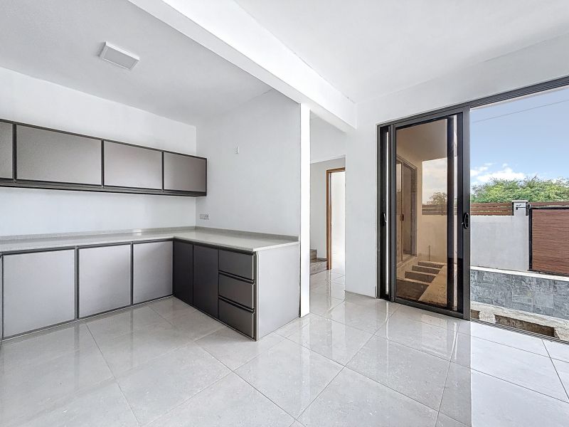 Grand Baie Maison 5&nbsp;pièces 141&nbsp;m² Vente