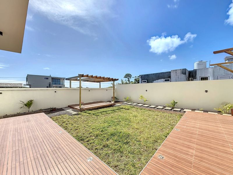 house 5 rooms for rent on Mont Mascal Mont Mascal House 5 rooms 220 m² Rental