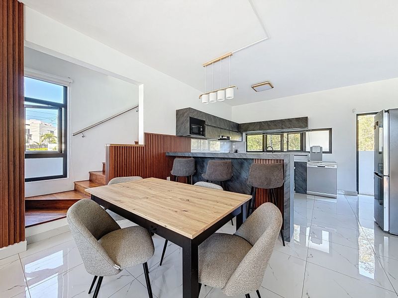 Pereybere House 4 rooms 152.66 m² Rental