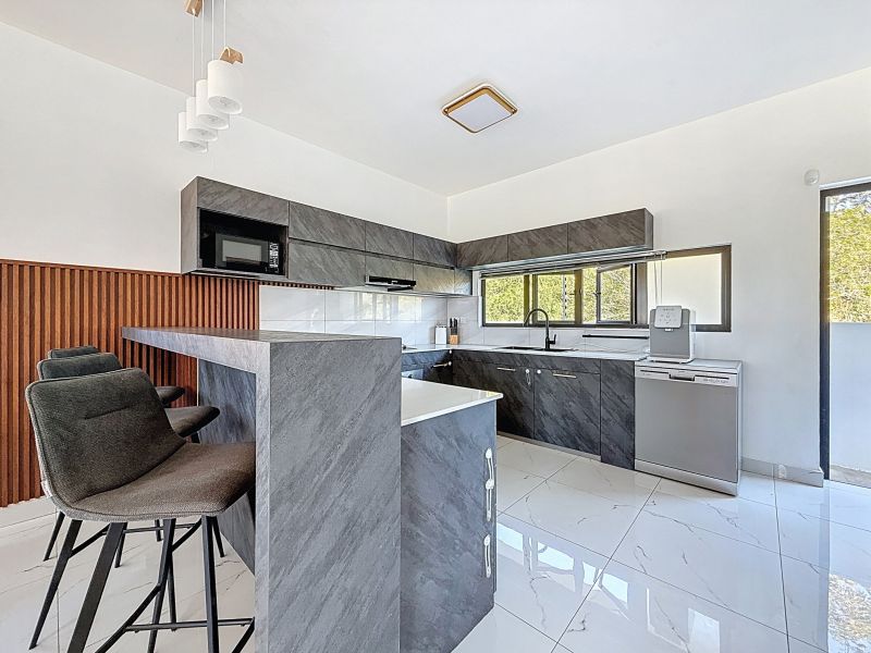 Pereybere House 4 rooms 152.66 m² Rental