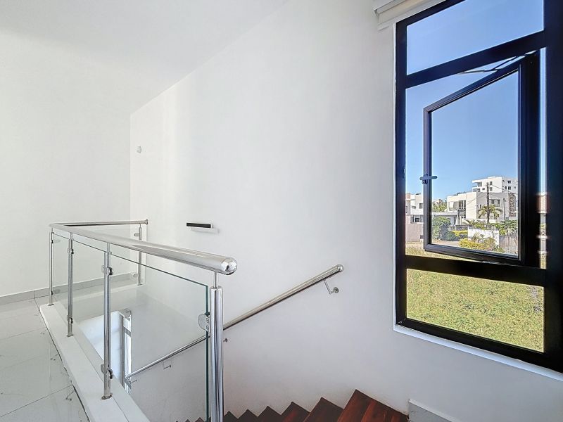 Pereybere House 4 rooms 152.66 m² Rental