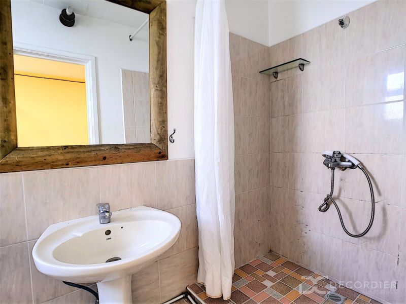 Grand Baie Local d'activité 550&nbsp;m² Vente