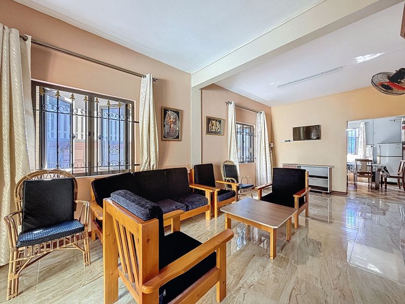 Pereybere Maison 7 pièces 157.29 m² Location