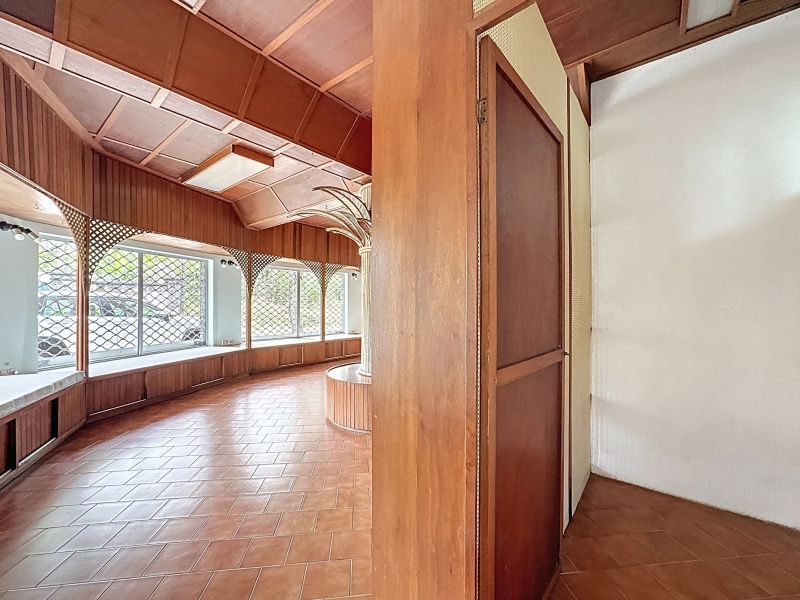 Pointe aux Canonniers Local d'activité 48 m² Location