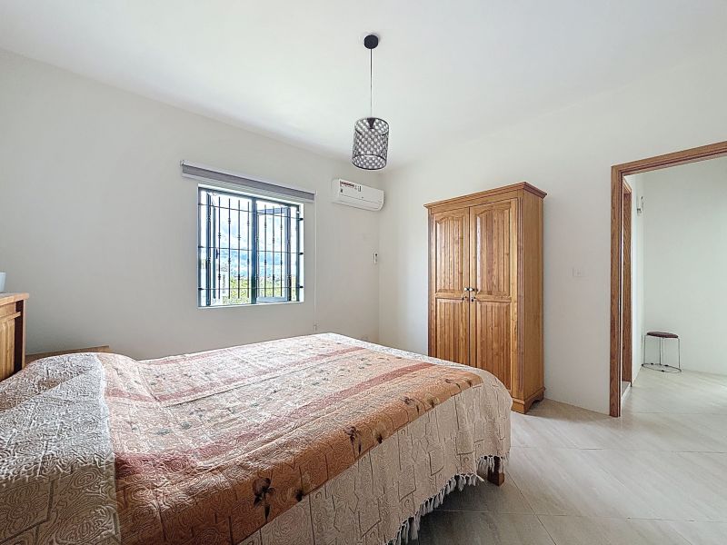 Grand Baie Appartement 4 pièces 216 m² Location