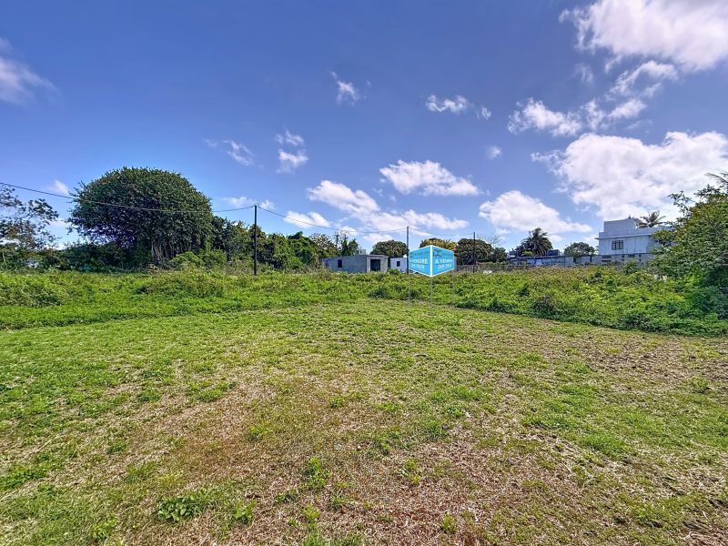 Petit Raffray Terrain 295.45&nbsp;m² Vente