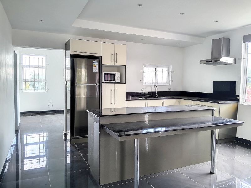 Pereybere Maison 7 pièces 254 m² Vente