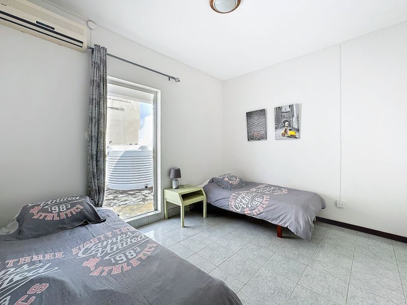 Pereybere Appartement 4 pièces 136.64 m² Location