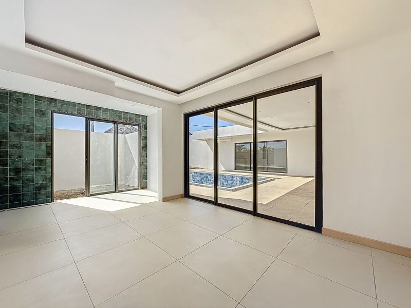 Grand Baie House 5 rooms 435 m² Sale