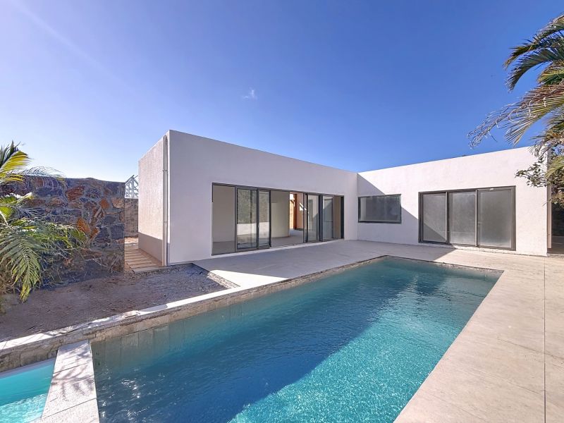 Grand Baie House 4 rooms 214 m² Sale