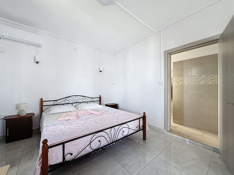 Pereybere Maison 5 pièces 200 m² Location