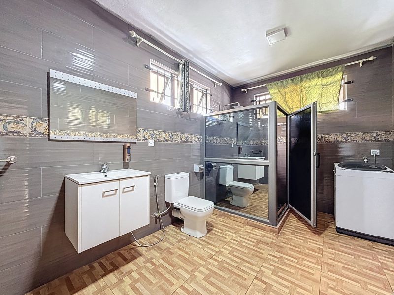 Calodyne Maison 8 pièces 230 m² Location