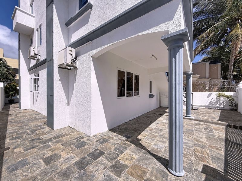 Pereybere Appartement 15 pièces 300.5 m² Vente