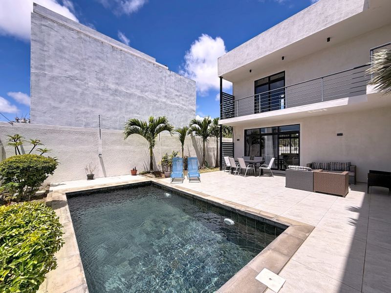 Pereybere House 6 rooms 252.15 m² Rental