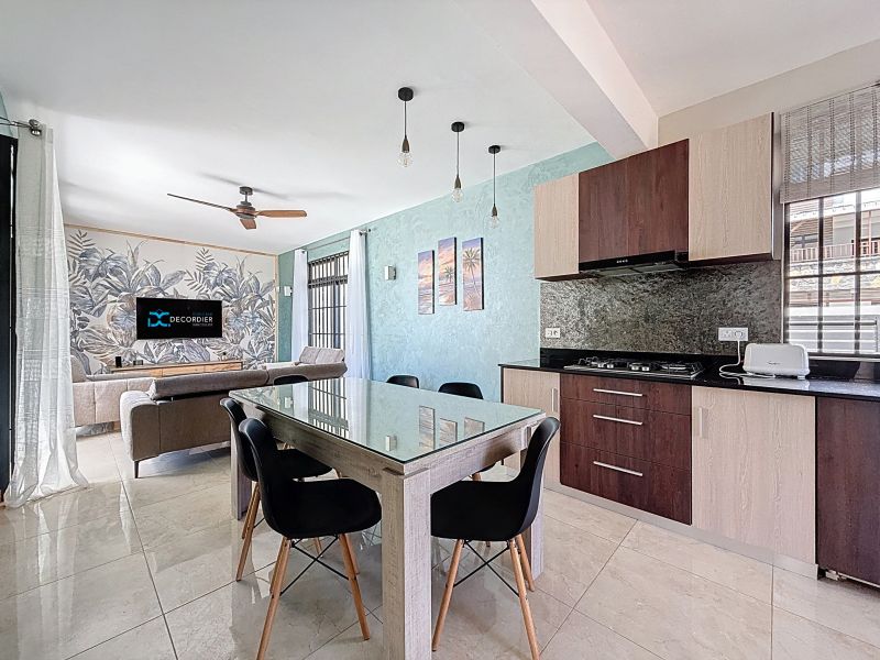 Pereybere House 6 rooms 252.15 m² Rental