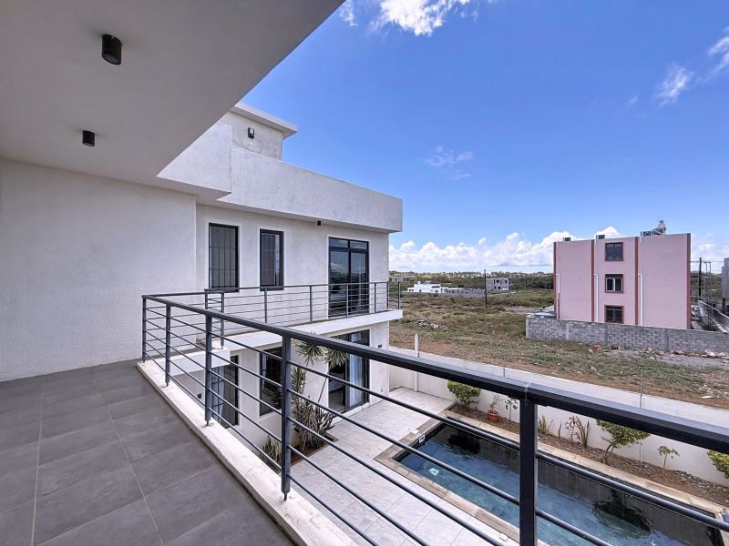 Pereybere House 6 rooms 252.15 m² Rental