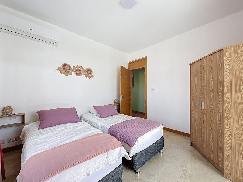 Pereybere House 6 rooms 252.15 m² Rental