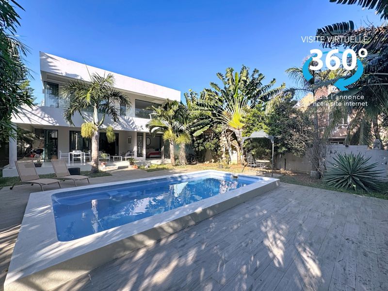 Pointe aux Canonniers House 5 rooms 268 m² Rental