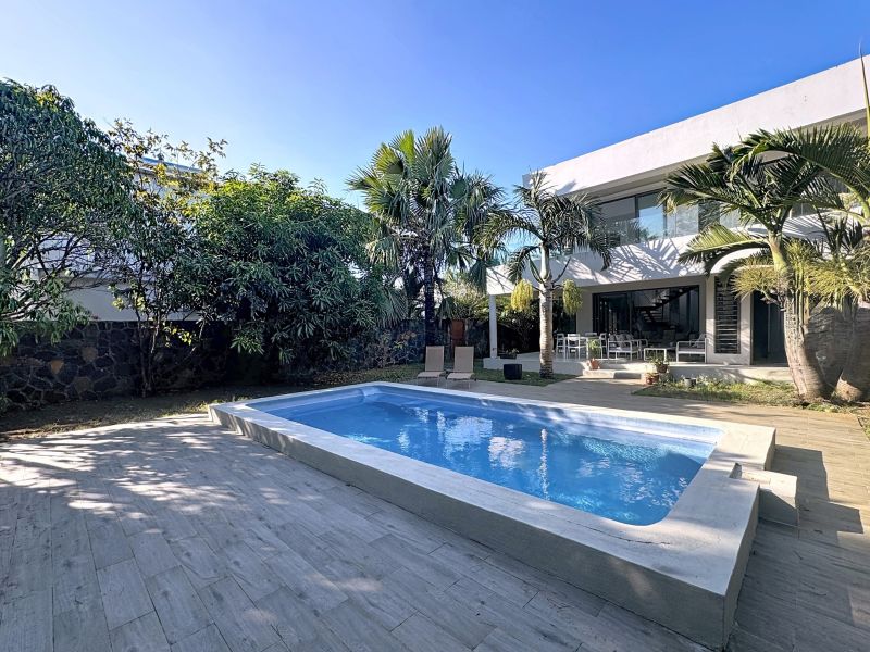 Pointe aux Canonniers Maison 5 pièces 268 m² Location