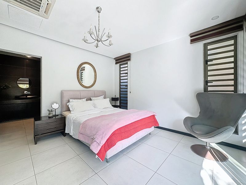 Pointe aux Canonniers Maison 5 pièces 268 m² Location