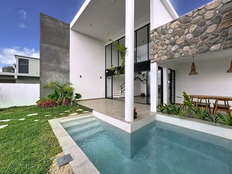 house 4 rooms for sale on Petit Raffray Petit Raffray House 4 rooms 137.74 m² Sale