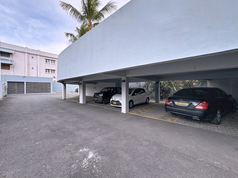 appartement 1 pièce en vente sur Trou aux Biches Trou aux Biches Appartement 1 pièce 51 m² Vente