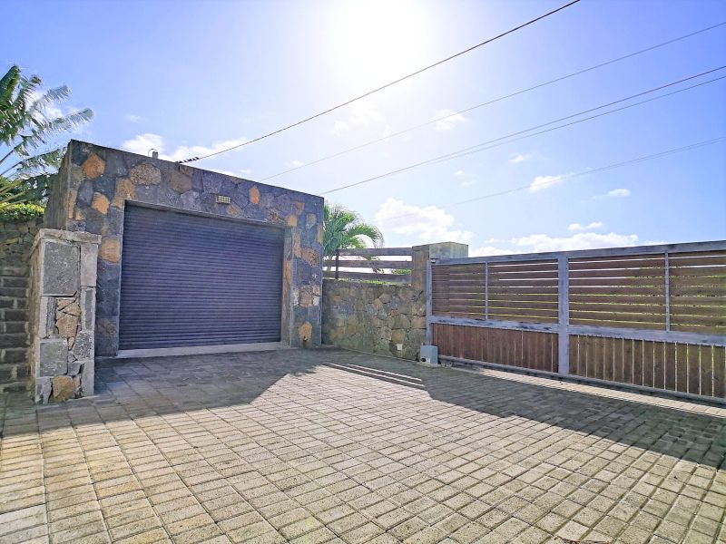 maison 7 pièces en vente sur Grand Gaube Grand Gaube Maison 7 pièces 267 m² Vente