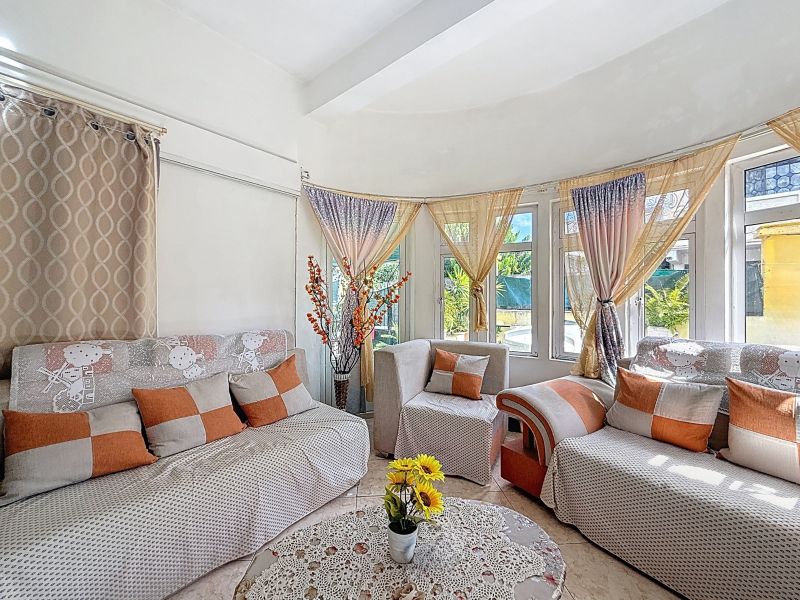 Port Louis House 17&nbsp;rooms 359.3&nbsp;m² Sale