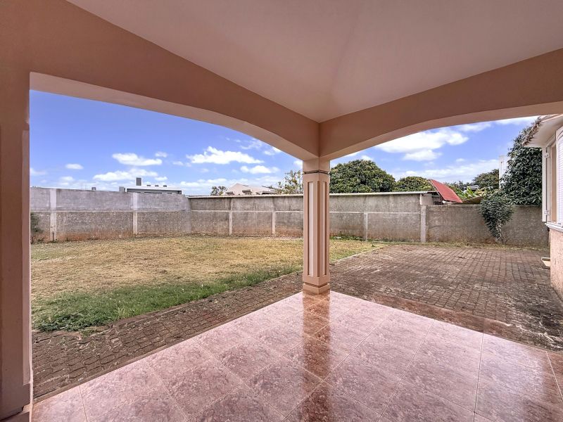 maison 6 pièces en vente sur Baie du Tombeau Baie du Tombeau Maison 6 pièces 180.6 m² Vente