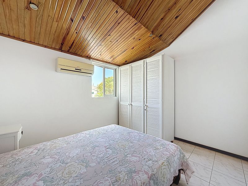 house 4 rooms for sale on Pointe aux Canonniers Pointe aux Canonniers House 4 rooms 136 m² Sale