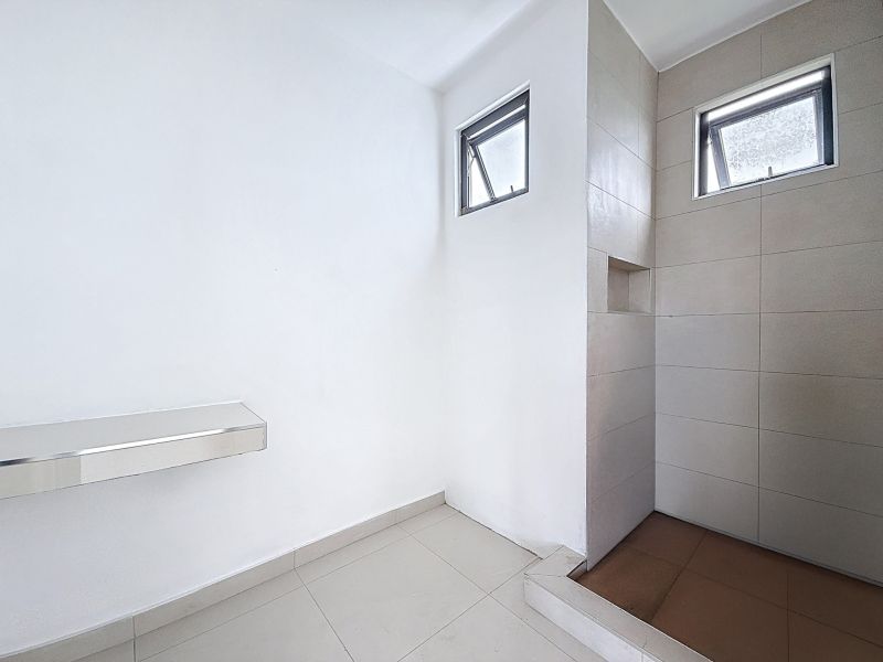 The Vale Maison 4&nbsp;pièces 150&nbsp;m² Vente