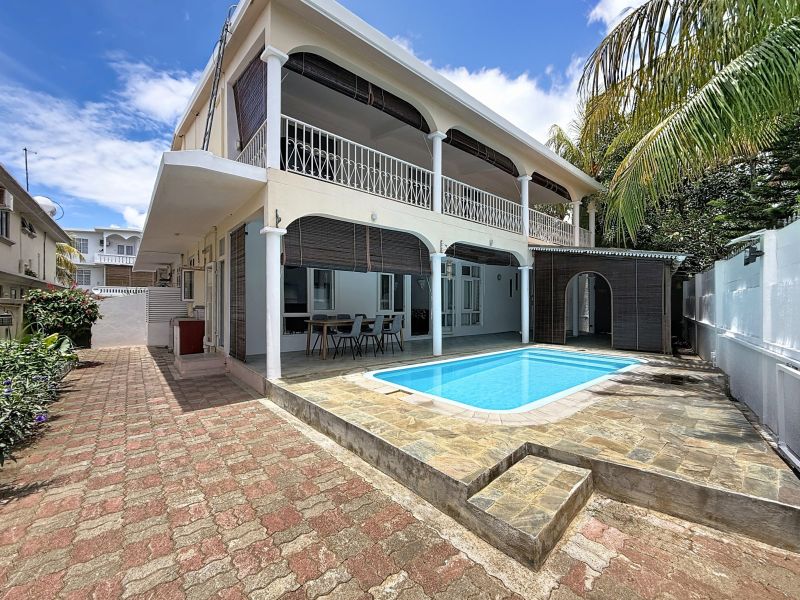 Pereybere Maison 5 pièces 164.95 m² Location