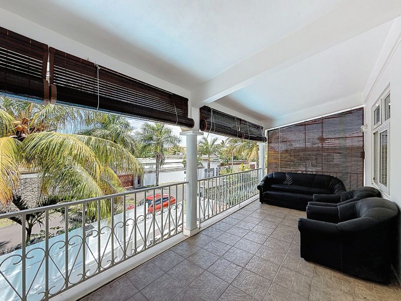 Pereybere Maison 5 pièces 164.95 m² Location