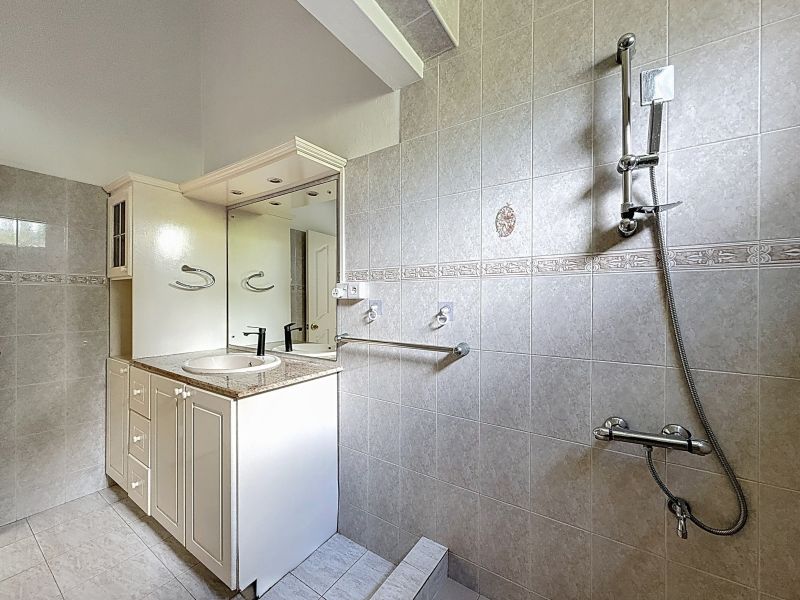 Pereybere Maison 5 pièces 164.95 m² Location