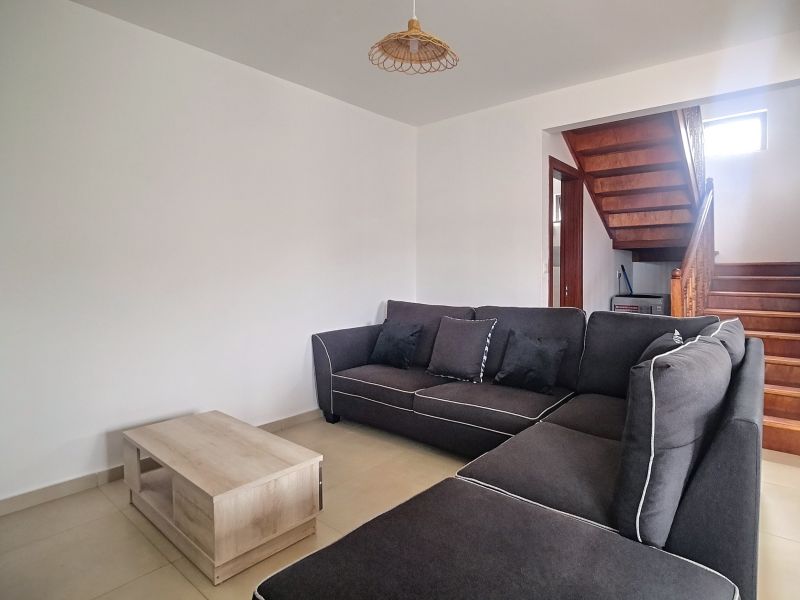 Pereybere Appartement 4 pièces 103 m² Location