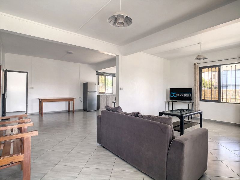 Calodyne Maison 6 pièces 185 m² Location