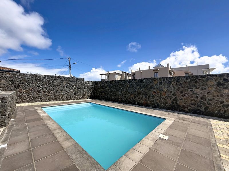 Calodyne Maison 6 pièces 185 m² Location