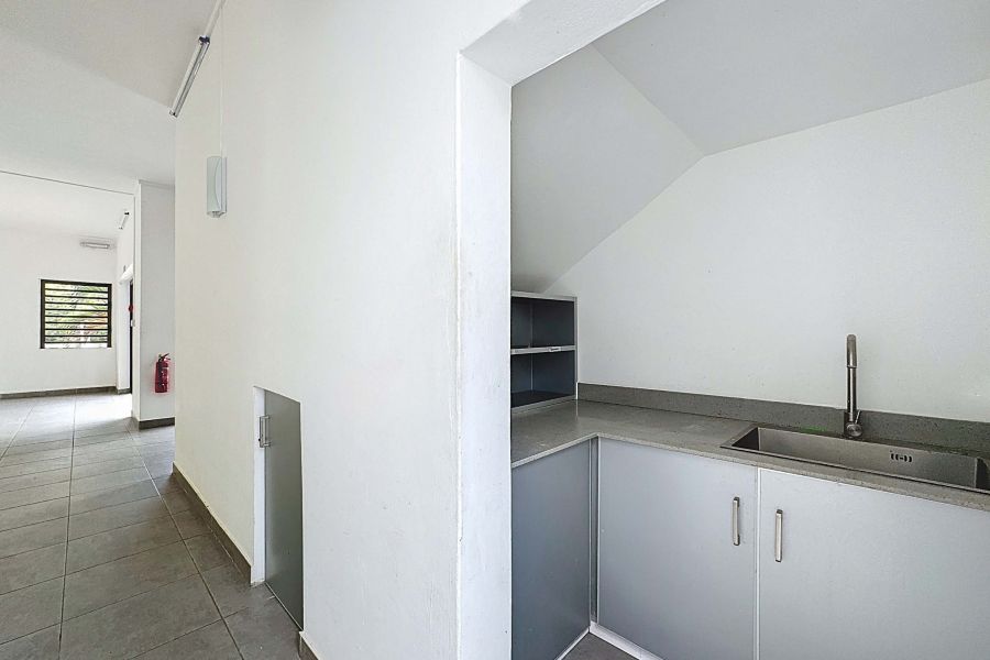 Mont Choisy Maison 5&nbsp;pièces 379&nbsp;m² Location